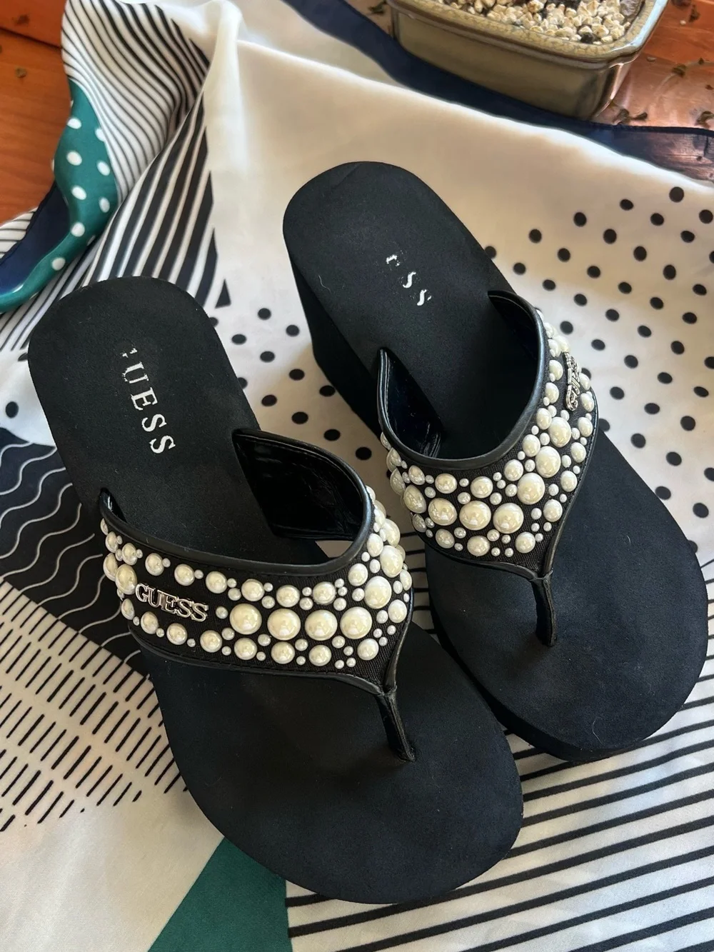 GUESS Black Pearl-Embellished Thong Wedge Sandals